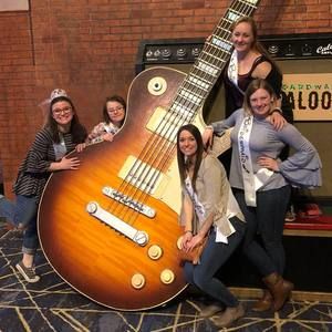 Meet your Posher, Emily